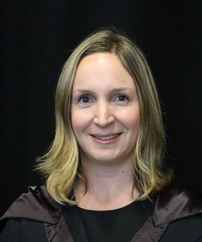 Elizabeth Kennedy - Teacher Languages