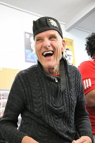 Clinton in fashion parade