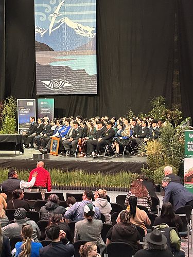 Kaikorero from across the Motu