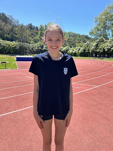 Super star athlete and record breaker, Honor!