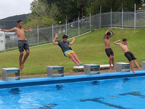 Let's all do a "Manu" show us your skills boys.