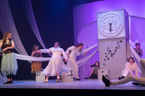 Drama Production 202 - Midsummers Night Dream