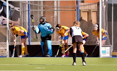 Otago A ready to defend a Penalty Corner