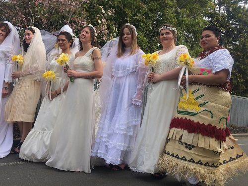 The Wedding Expo of Dresses Through the Ages at Vi