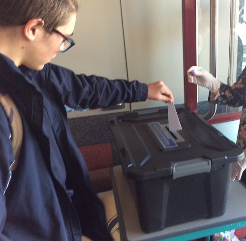 Oli casting his vote