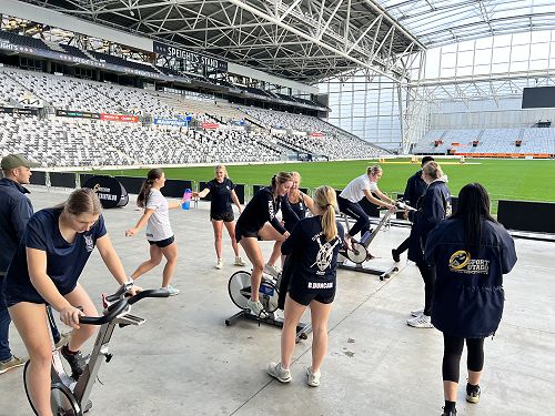 Cycling leg underway with teams tied!