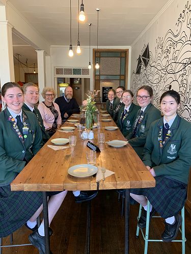 Lunch at Wolf at the Door