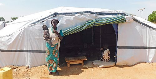 34-year-old Nongoma and her seven children are just one of the thousands
of families who fled the violence in Burkina Faso. ShelterBox is working with
HELP to shelter 1,200 households.