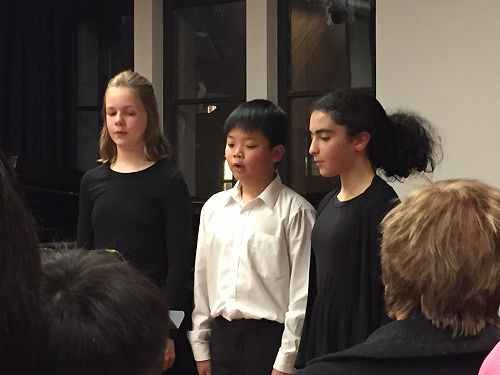 Singing trio - Saxon, Wong, Warren