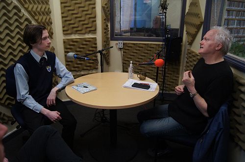 Paul and Stephen discuss the anti-vaxxing movement