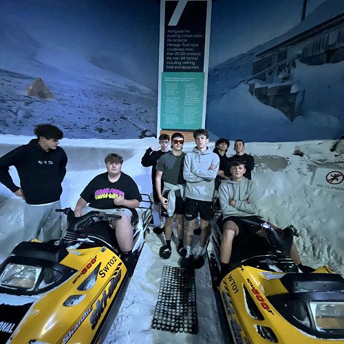 Earth Space Science visit to the Antarctic Centre