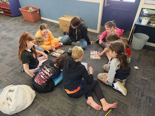 Mrs Moffat running literacy workshops in Wai 2