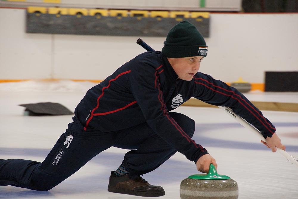 Bailey Dowling at NZ U21 Curling