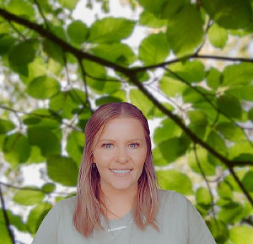 Homestay Coordinator: Kimberly Cross