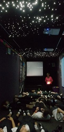 Gazing at the stars on the life education bus