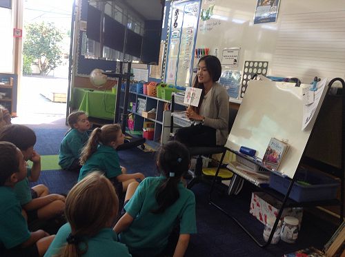 Miss Lin, Korea Studen Teacher 