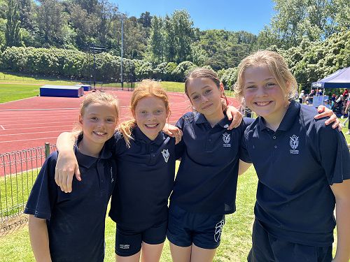 U11 Girls Relay Team