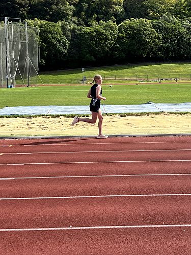 Anna a strong contender in middle distance