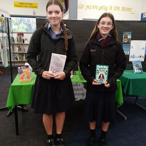 Amber Pankhurst and Taylor Henshaw