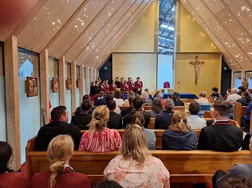 JPII team singing "Mo Maria"