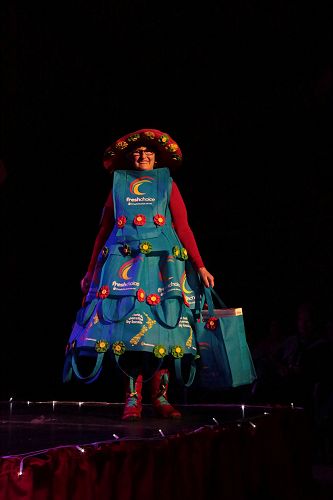 2017 Wearable Arts - Glenda Newton's "Sac de Courses" entry