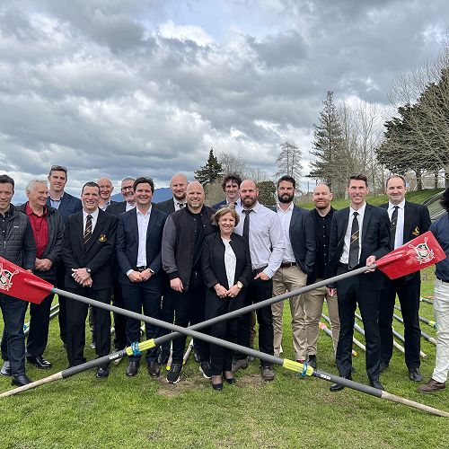 A wonderful funeral service was held on Saturday the 3rd of September for Gil Cawood at the Don Rowlands Centre at Lake Karapiro. Over 600 people attended, as well as a large contingent of very proud HBHS Rowing Old Boys (as pictured).