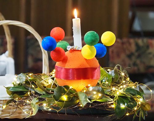 Our joint large congregation Christingle