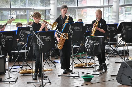 Jazz combo at the Art Gallery