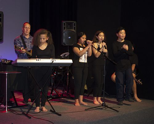 Wearable Arts Performance 2017- Rock Band