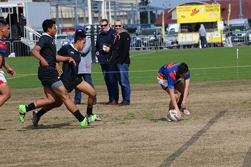 Donnel touching down