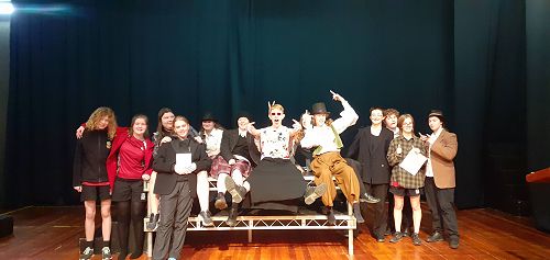 La troisième - notre pièce de théâtre