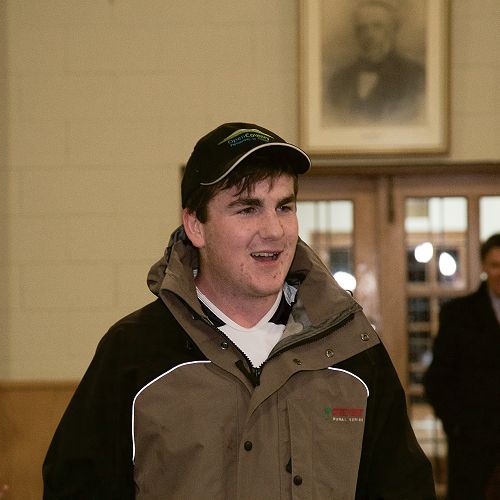 Wild food dinner entertainment