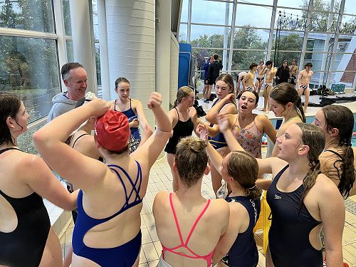 Team talk with Coach Rob