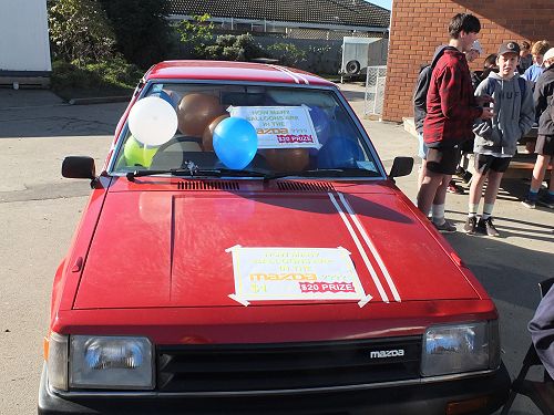 MASD - guess balloons in car