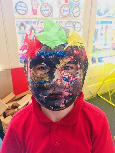 Team Harakeke Mask Making