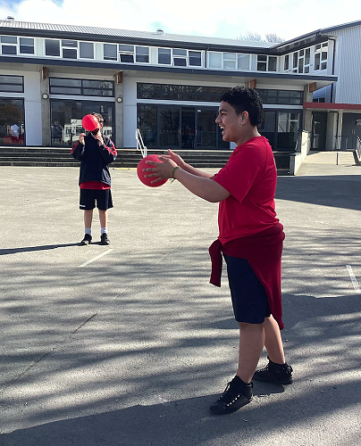 Kadin & Starr choose participation!