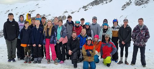 Ashburton College Ski and Snowboard team for 2022. 