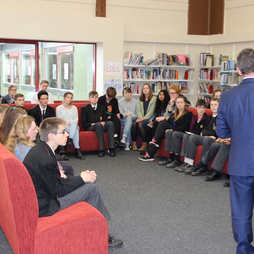 Student Meeting with the Minister of Immigration