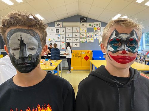 Detailed face painting