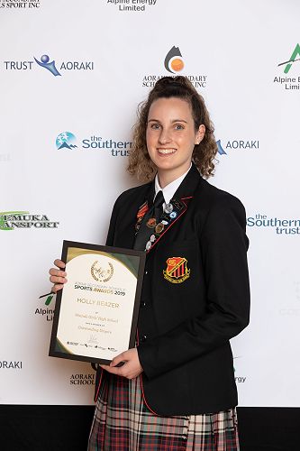 Holly Beazer - Winner of Female Outstanding Umpire