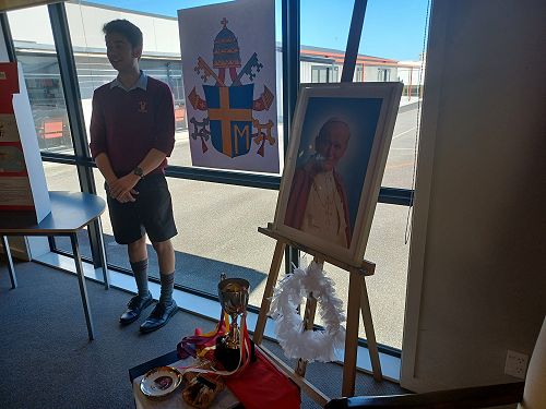 Daniel Cresswell with his drawing 