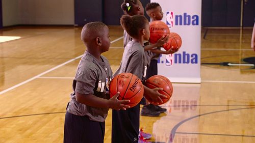 Video: Self-Toss Rebounding Drill