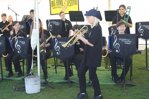 Lena takes a trumpet solo
