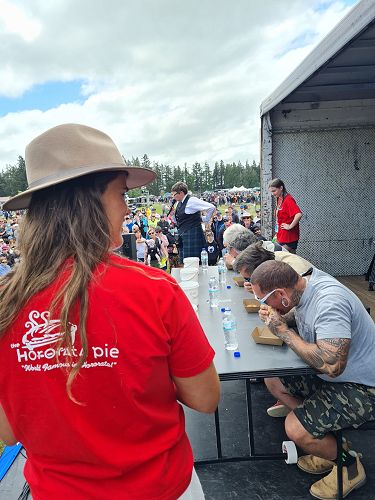 Hororata Pie Eating Competition