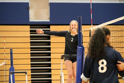 Keira Hollamby Refereeing 