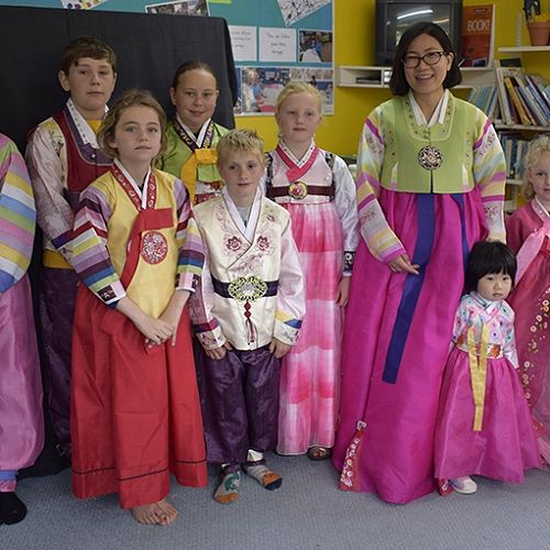Kiwitea Students Korean Cultural Day Nov 2017, Sunny Yang VLNP teacher