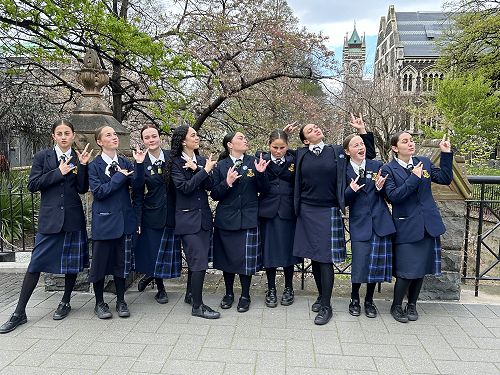 Ngā Manu kōrero in Ōtepōti