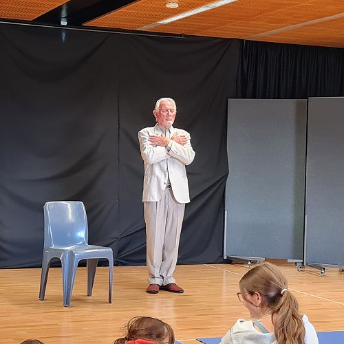 Theatre advice with  professional veteran actor, Steven Ray
