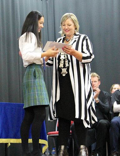 Ines Wichman receiving her 2019 Prefects Scholarship