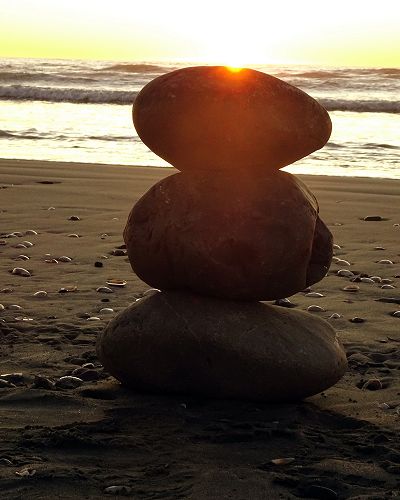 Three kōhatu mauri on Otaki beach 
